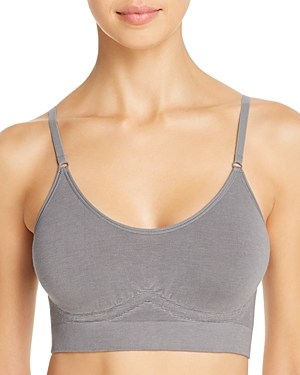 YUMMIE SEAMLESSLY SHAPED CONVERTIBLE SCOOP NECK WIRELESS UNLINED BRALETTE,YD5-011