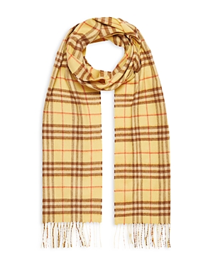 Burberry Classic Vintage Check Cashmere Scarf In Pale Primrose