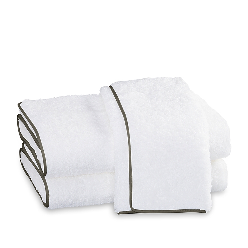 Matouk Cairo Bath Towel In White/smoke