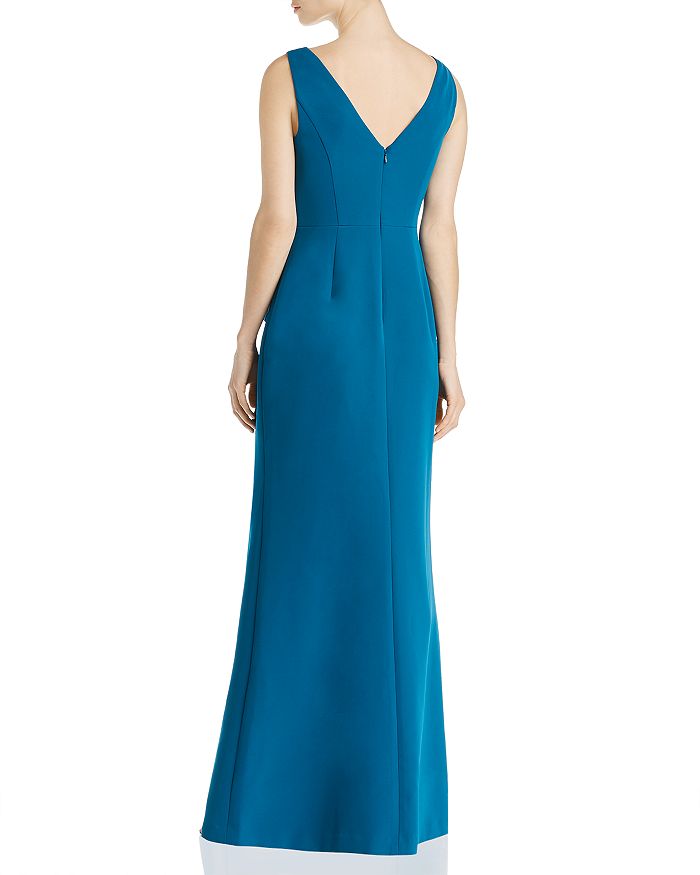 Sleeveless Cascading-ruffle Gown In Blue