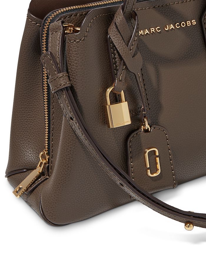 marc jacobs the editor 29