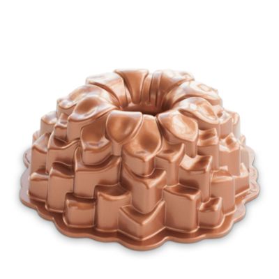 Nordic Ware - Blossom Bundt Pan