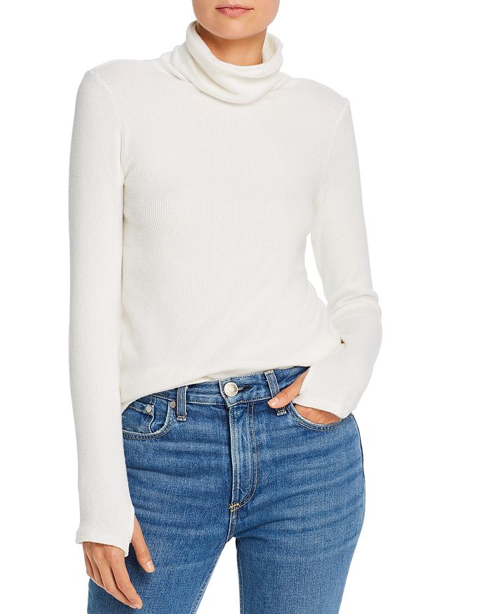 ENZA COSTA RIBBED KNIT TURTLENECK WITH THUMBHOLES,SK3421