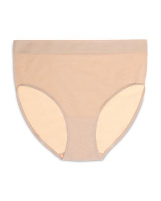 B.Smooth&reg; Seamless Briefs 