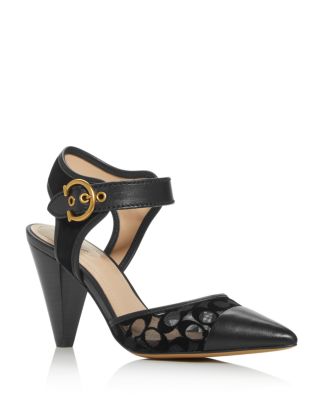 coach wren pump black