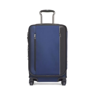 tumi spinner luggage