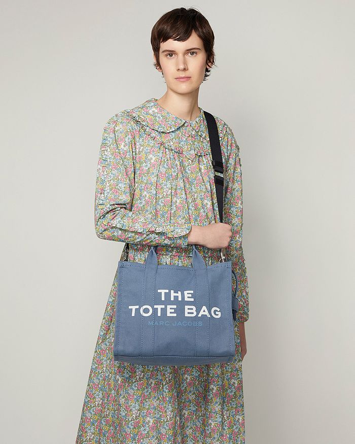 Shop Marc Jacobs The Medium Tote Bag In Blue Shadow