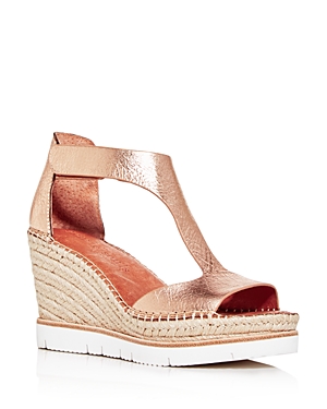 Gentle Souls By Kenneth Cole Women's Elyssa Easy T-strap Espadrille Wedge Sandals In Rose Gold Leather