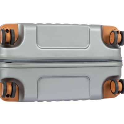 Capri 2.0 30" Expandable Spinner Suitcase