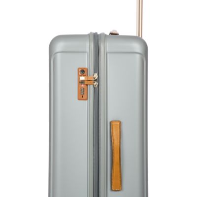 Capri 2.0 32" Expandable Spinner Suitcase