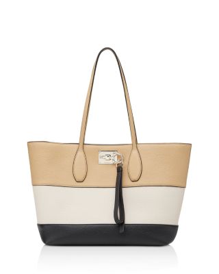 ferragamo bags outlet online