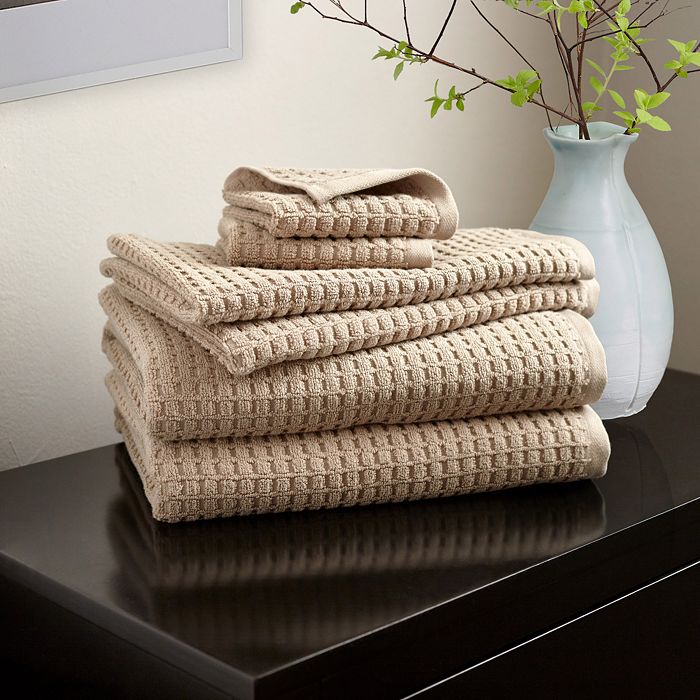Shop Dkny Quick Dry Towel Set In Linen