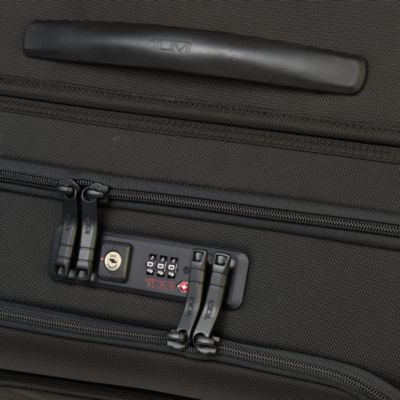 Alpha 3 Medium Trip Expandable 4-Wheel Packing Case