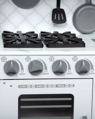 Chef's Kitchen Play Set - Ages 3+