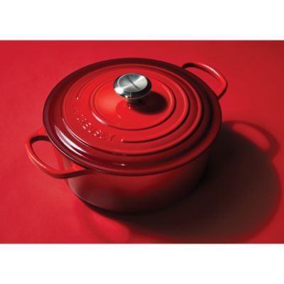 5.5-Quart Signature Round Dutch Oven
