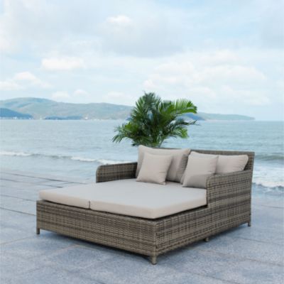 Cadeo Outdoor Daybed