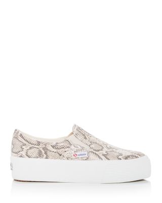 slip on superga