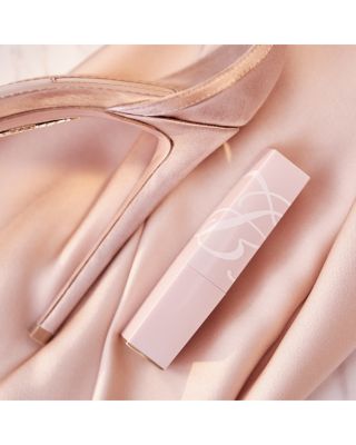 Pure Color Envy Color Replenish Lip Balm