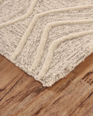 Alaina R8738 Area Rug Collection