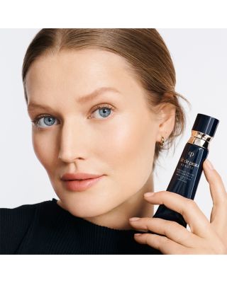 Clé de Peau Beauté Radiant Cream Foundation SPF 25 0.88 oz
