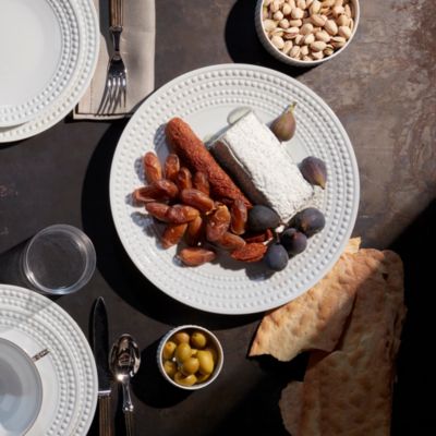 Perl&eacute;e White Charger