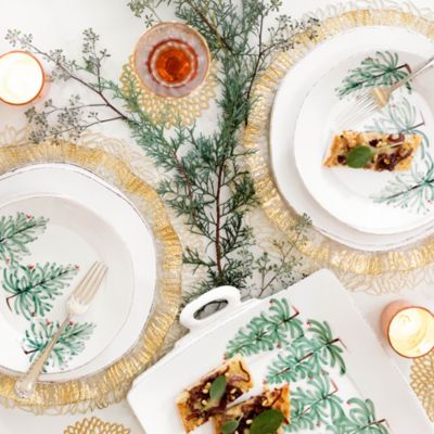 Lastra Holiday Dinnerware