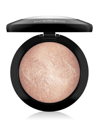 M·A·C - Mineralize Skinfinish