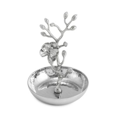 White Orchid Ring Catch