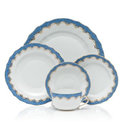 Fishscale Dinnerware