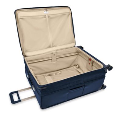 Baseline Extra Large Expandable Spinner Suitcase