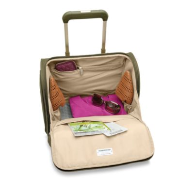 Baseline Cabin Spinner Suitcase