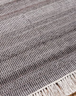 Lily LYI-2304 Area Rug Collection