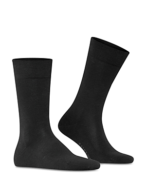 Shop Falke Sensitive London Cotton Blend Solid Socks In Black