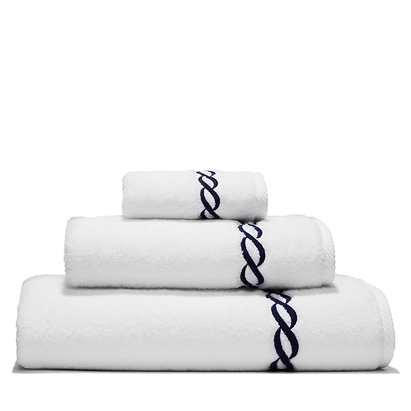 Matouk Classic Chain Milagro Hand Towel - Exclusive In White/navy