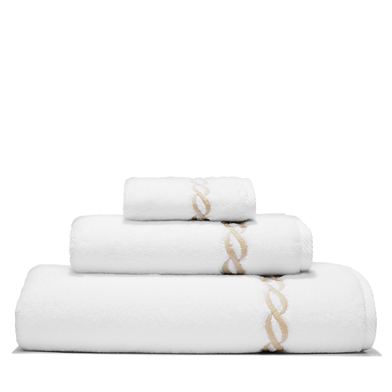 Matouk Classic Chain Milagro Fingertip Towel - Exclusive In White/sand Beige