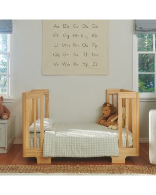 Yuzu 8 in 1 Convertible Crib with All Stages Conversion Kits