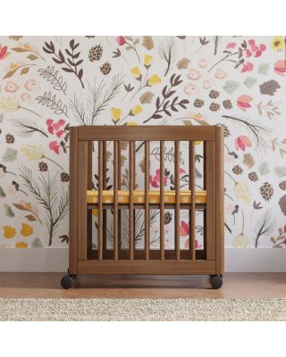 Yuzu 8 in 1 Convertible Crib with All Stages Conversion Kits