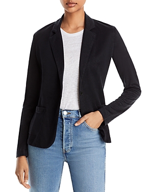 Shop Majestic Fitted Linen Blazer In Noir