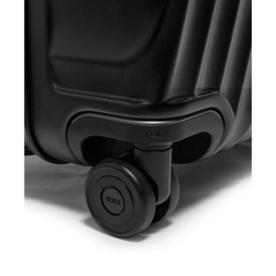 19 Degree Extended Trip Expandable 4-Wheel Packing Case