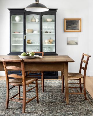 Amara AMM-01 Area Rug Collection