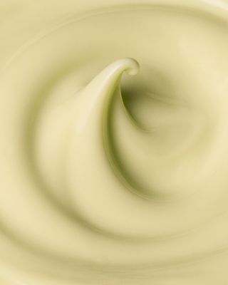 Creamy Eye Treatment with Avocado