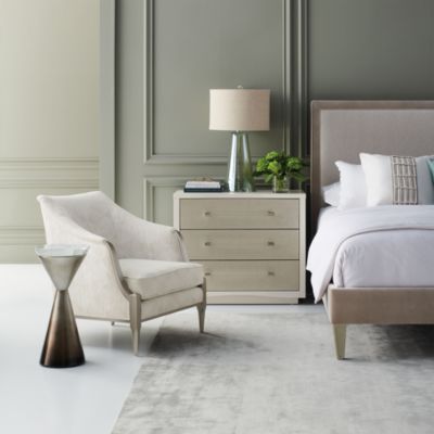 A Clear Touch Nightstand