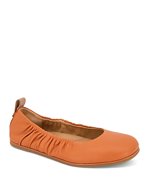 GENTLE SOULS BY KENNETH COLE GENTLE SOULS BY KENNETH COLE WOMEN'S MAVIS SLIP ON BALLET FLATS