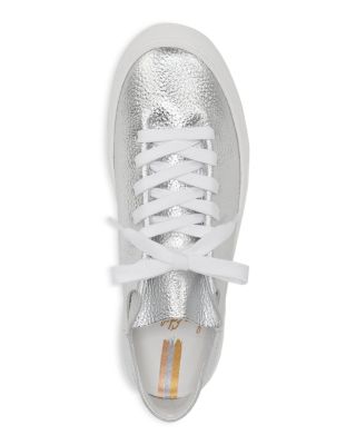 Women's Poppy Lace Up Low Top Sneakers