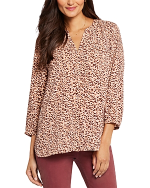 NYDJ THREE QUARTER SLEEVE PRINTED PINTUCKED BACK BLOUSE