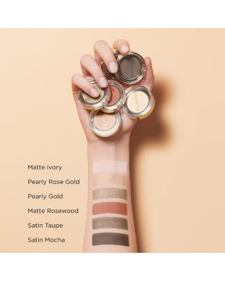 Ombre Skin Highly Pigmented & Crease Proof Eyeshadow