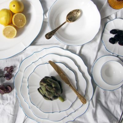 Amelie Dinnerware Collection