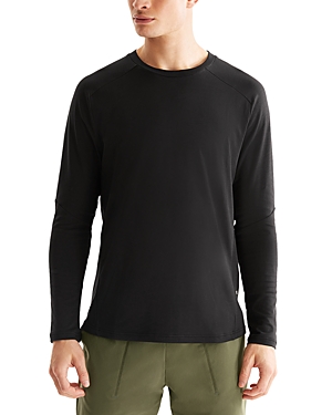 On Focus-t Lg Sleeve Performance Running T-shirt In Black