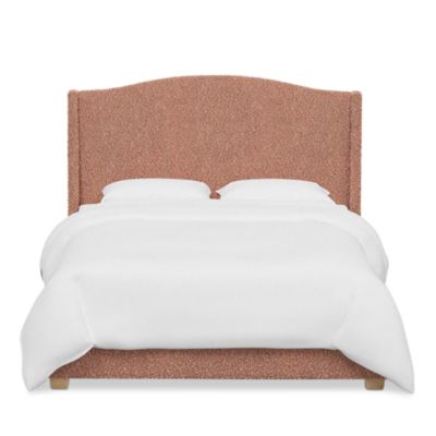 Amalia Bed in Plush Boucle, Queen