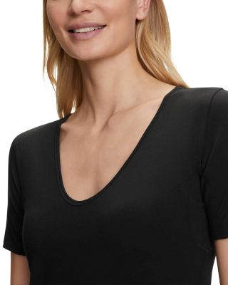 Rounded V Neck Undershirt